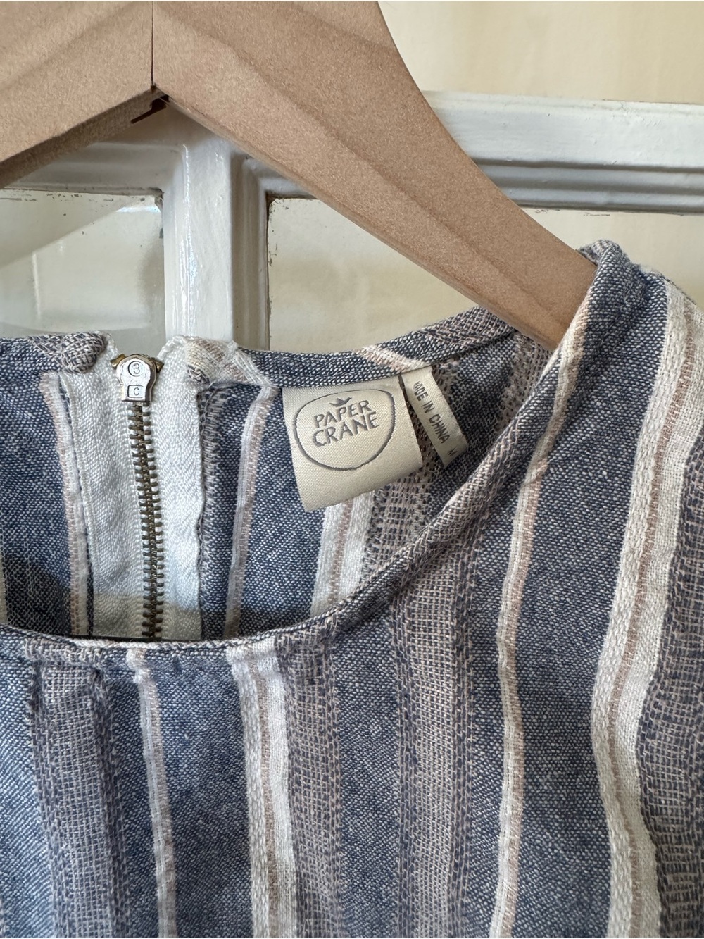 Paper Crane Linen Blend Vertical Striped Sleeveless Tank Top - Blue and White - Picture 5 of 6